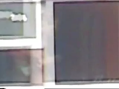 Неслухняна американська брюнетка мама з сином секс Албі Райдс показує, як смоктати член