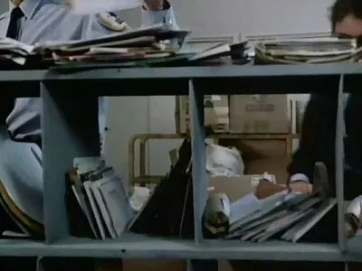 Красуня сподівається пройти кастинг і стати порноактрисою порно мама застукала сина