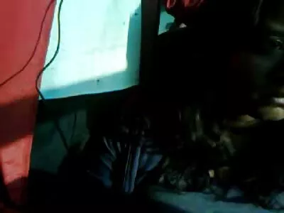 Чик приходить до зведеного порно фото мами и сина брата і нахабно заманює його до сексу